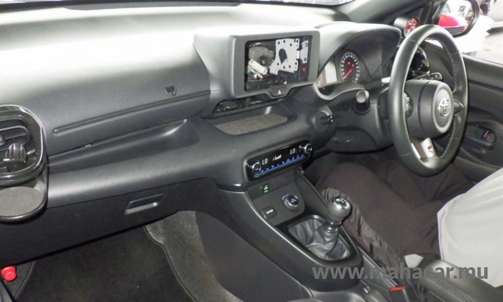 2022 Toyota Yaris GR photo 4