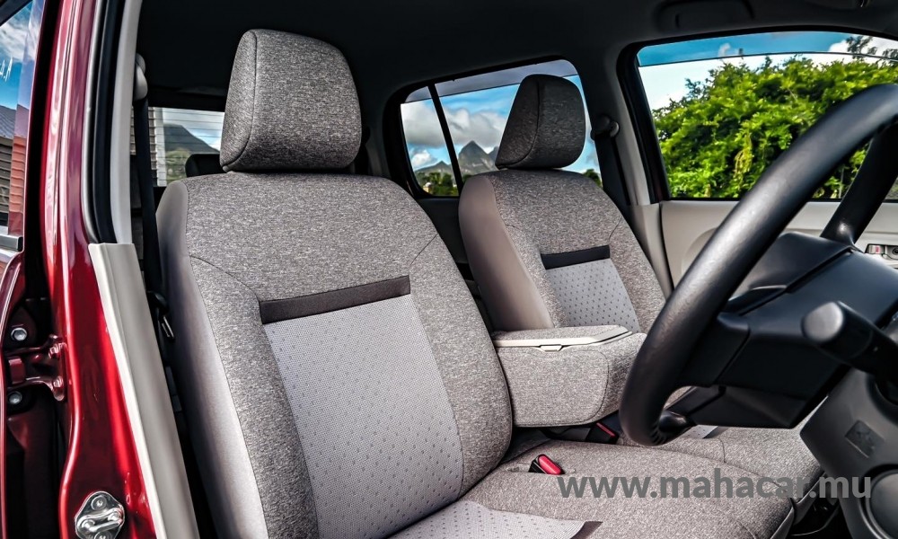 2021 Toyota Passo X photo 5