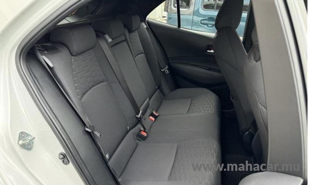 2023 Toyota COROLLA SPORT photo 4