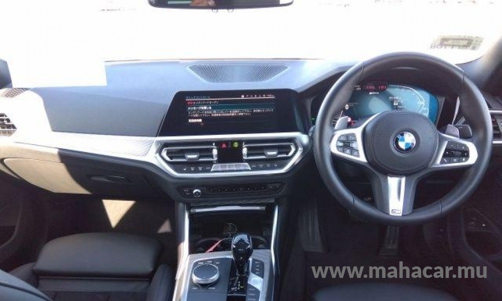 2021 BMW 330e photo 5