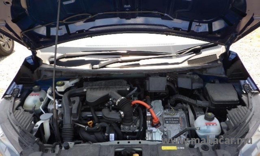 2021 Nissan NOTE E-POWER photo 9