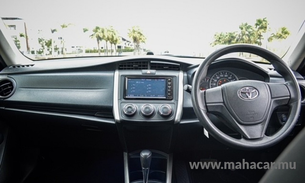 2020 Toyota Corolla Fielder photo 5