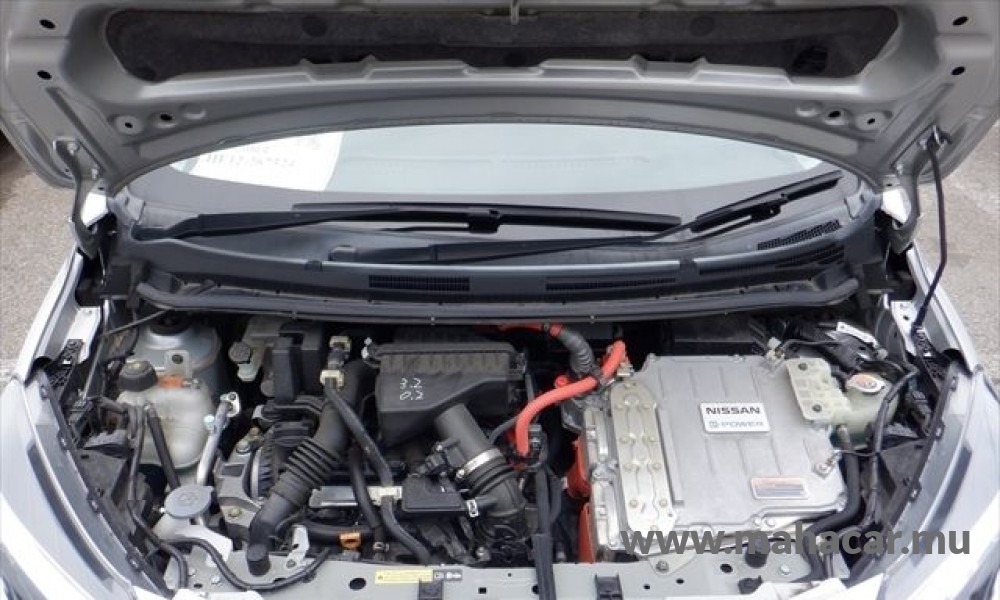 2019 Nissan NOTE E-POWER photo 13