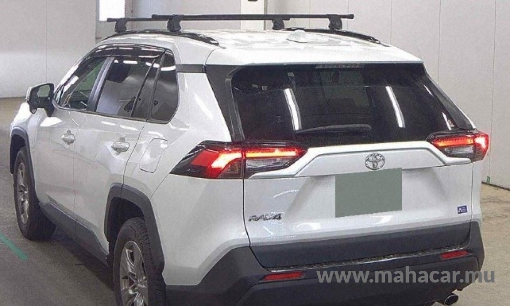 2023 Toyota Rav4 photo 3