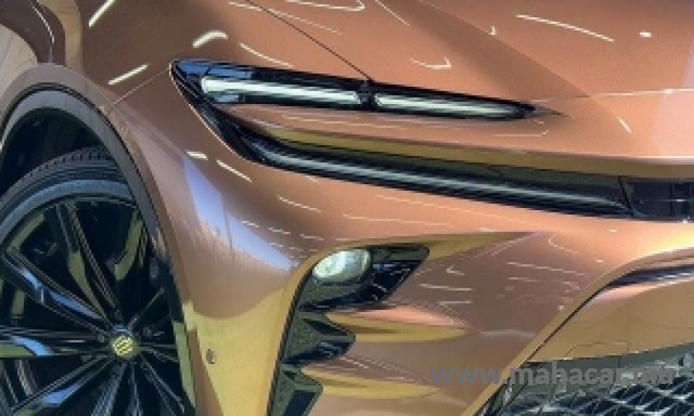 2023 Toyota Crown photo 7