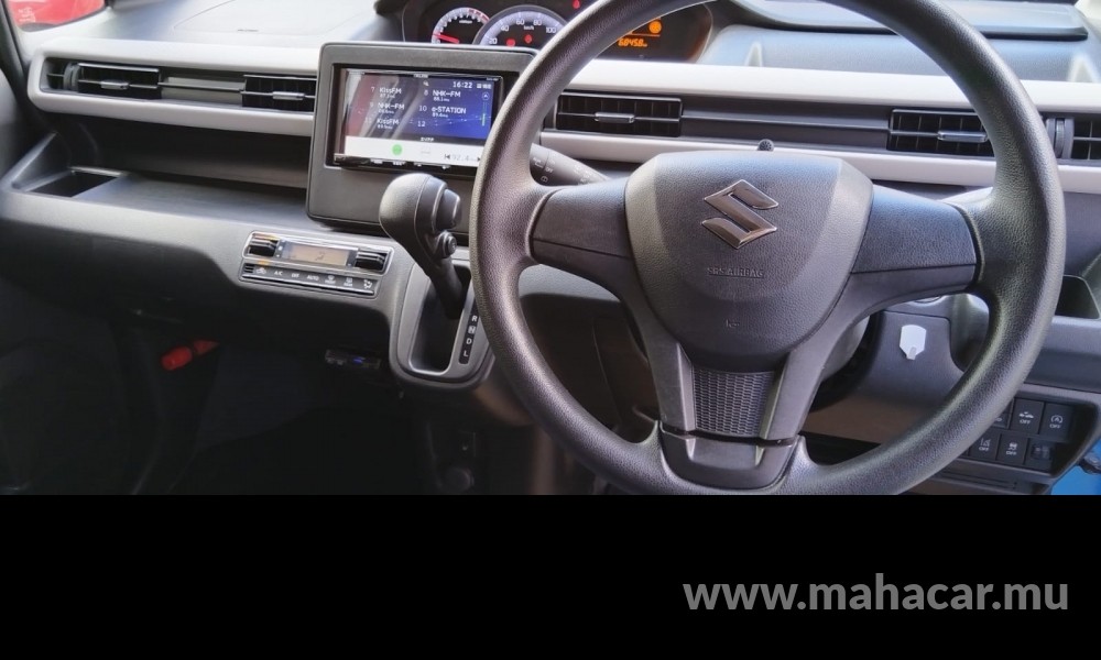 2019 Suzuki Wagon R photo 3