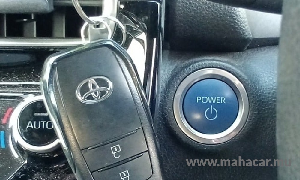 2022 Toyota AQUA photo 10