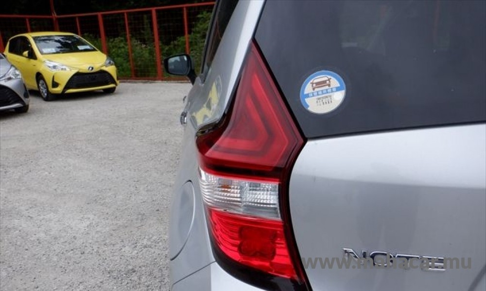 2019 Nissan NOTE E-POWER photo 11