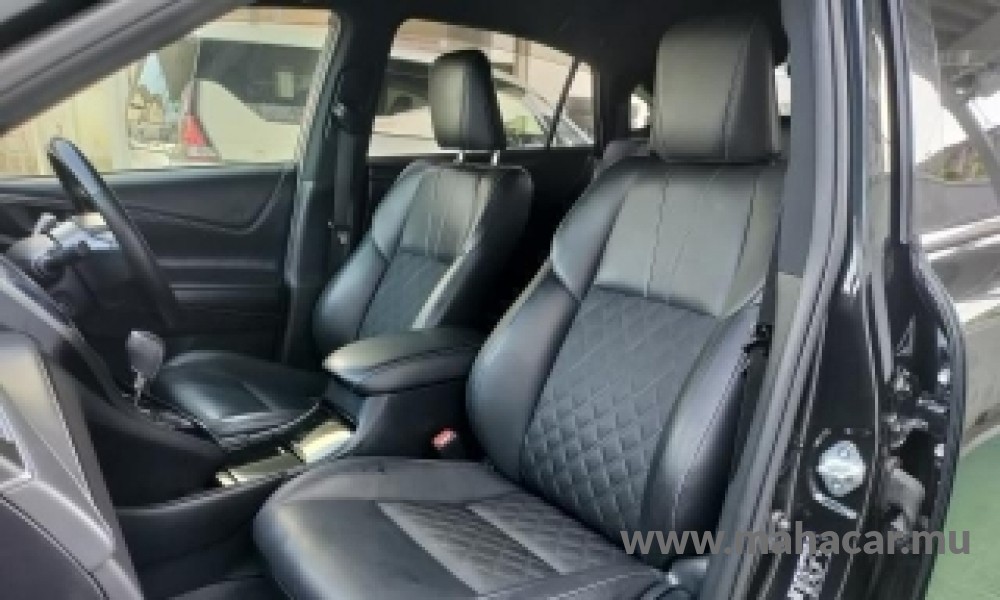 2020 Toyota Harrier photo 4