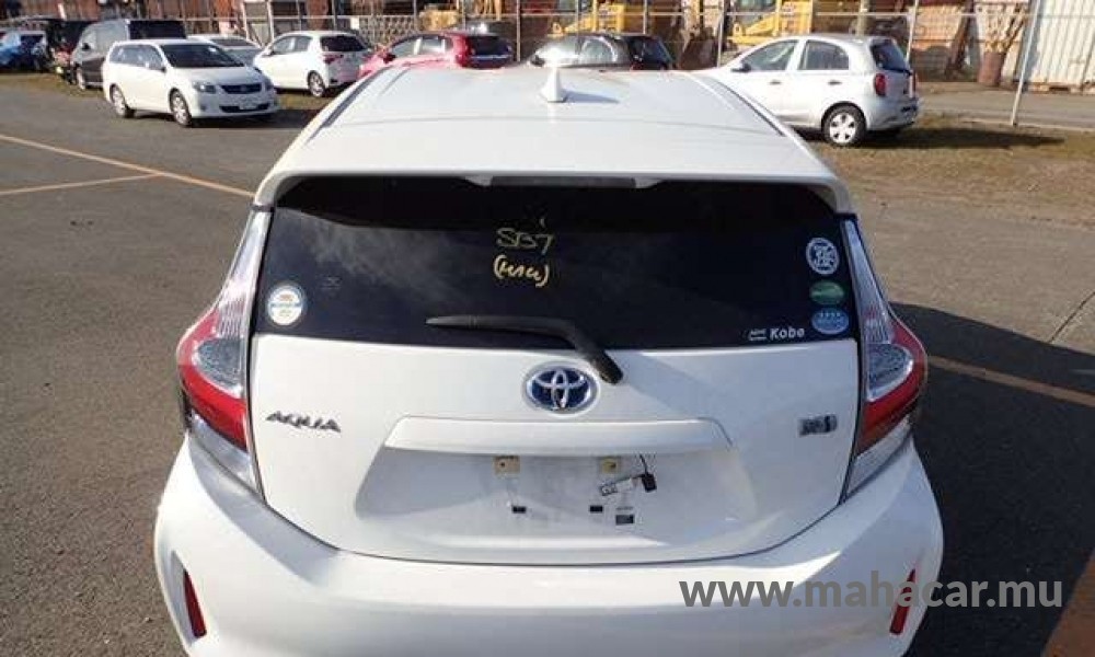 2018 Toyota AQUA photo 6