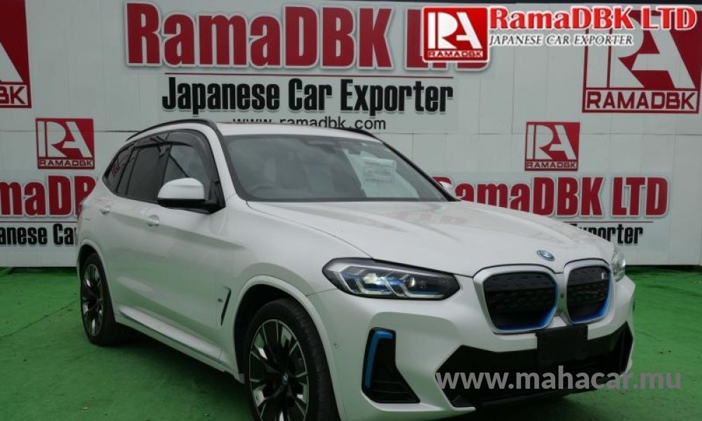 2022 BMW iX3 photo 2