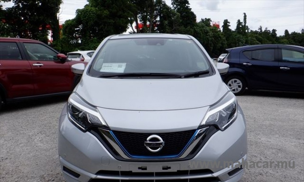 2019 Nissan NOTE E-POWER photo 8
