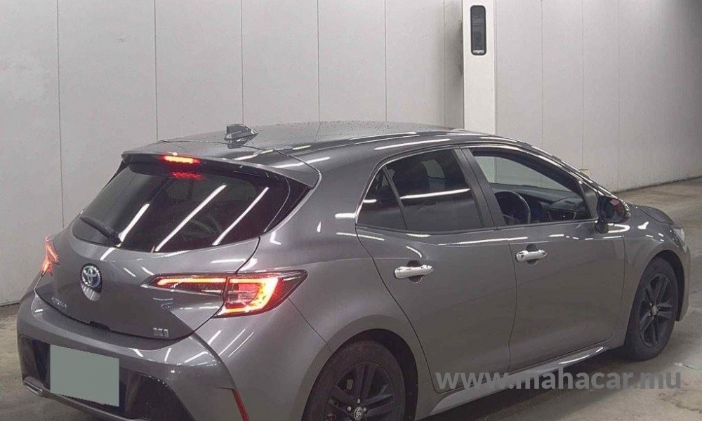 2022 Toyota COROLLA SPORT photo 2