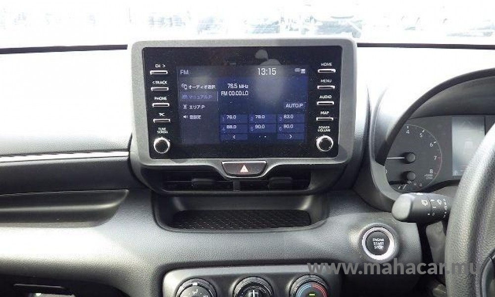 2021 Toyota Yaris photo 5