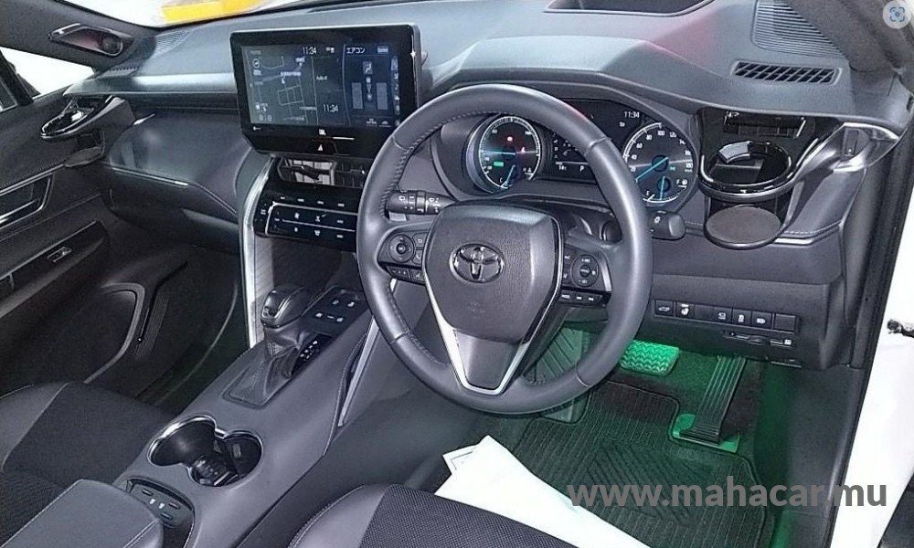 2021 Toyota Harrier photo 6