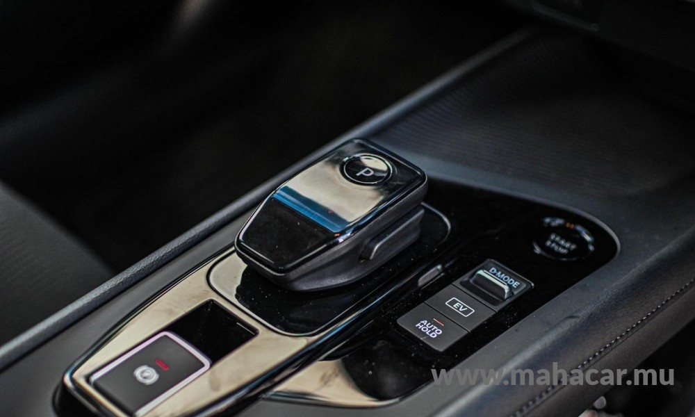 2021 Nissan NOTE E-POWER photo 7
