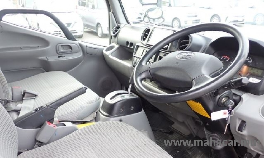 2018 Toyota TOYOACE photo 9