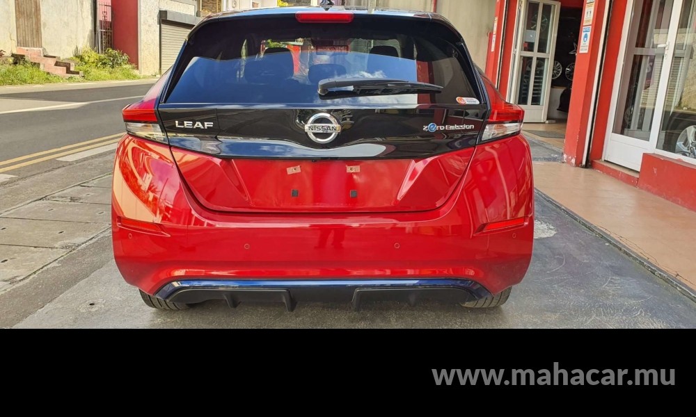 2020 Nissan Leaf G-Edition photo 14