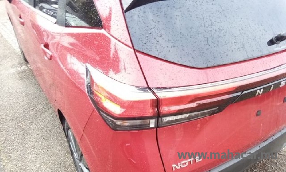 2021 Nissan NOTE E-POWER photo 17