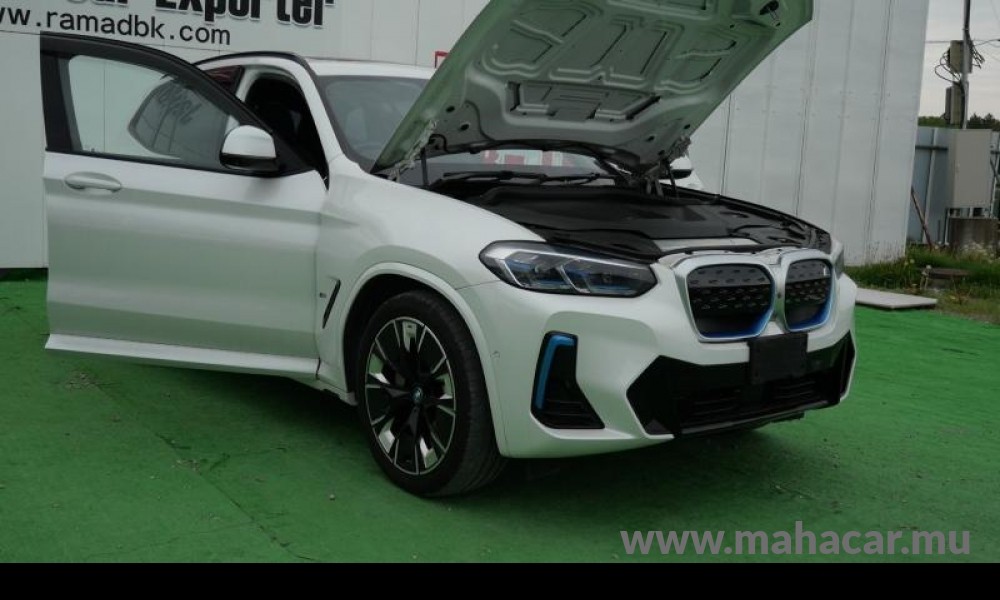 2022 BMW iX3 photo 15