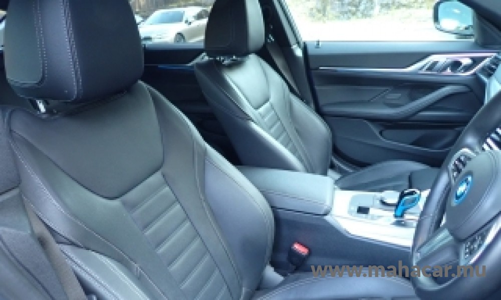 2022 BMW i4 photo 13