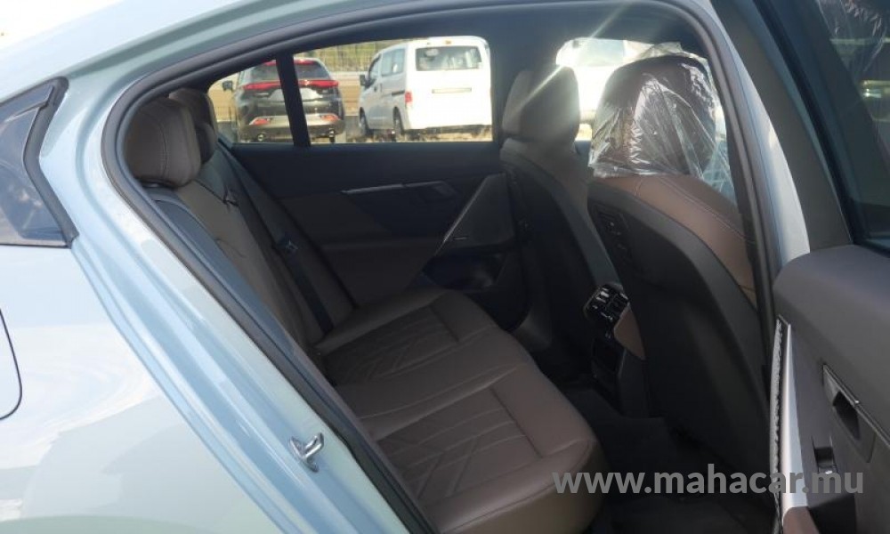 2023 BMW 523i photo 11