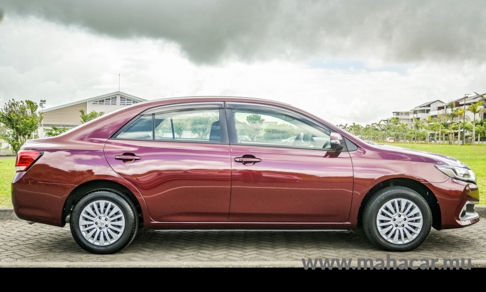2021 Toyota photo 7