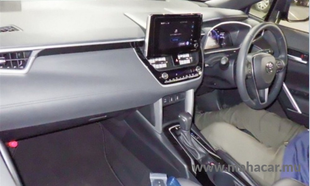 2024 Toyota COROLLA CROSS photo 5