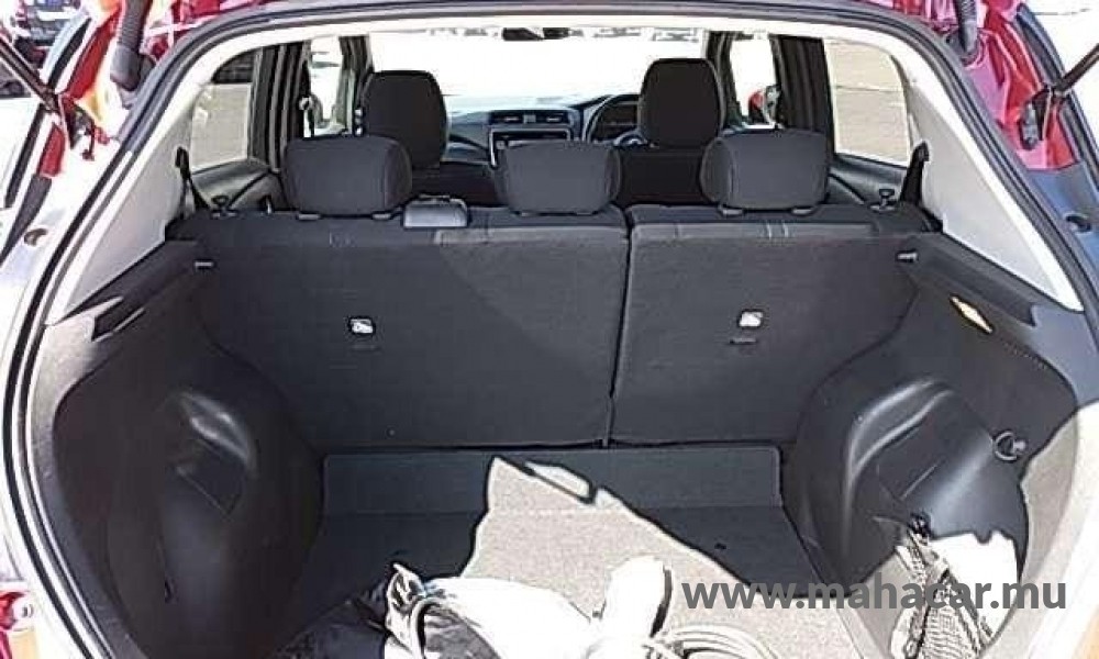 2019 Nissan Leaf X-V photo 3