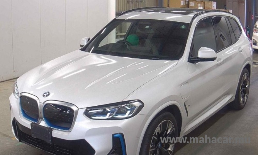 2022 BMW iX3, White