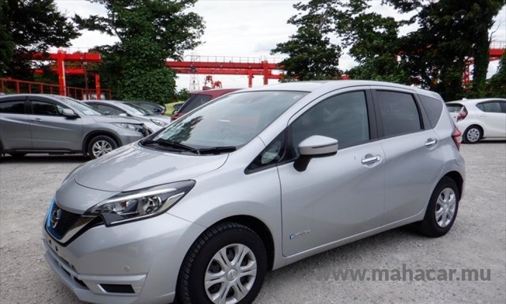 2019 Nissan NOTE E-POWER, Silver