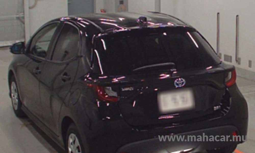 2022 Toyota Yaris photo 5
