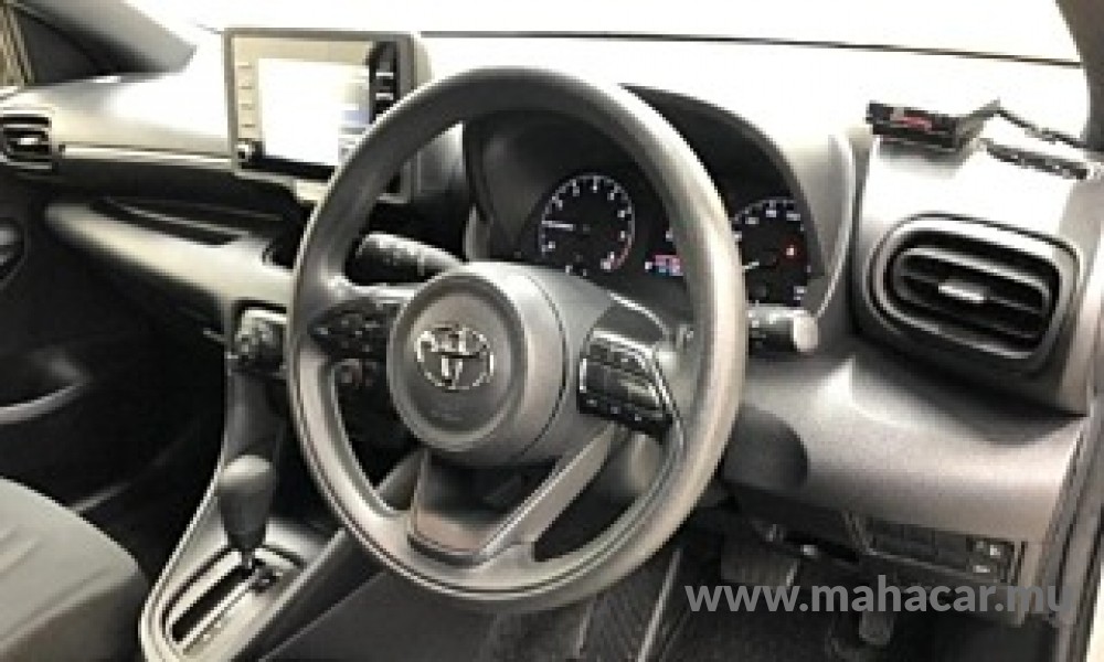 2021 Toyota Yaris photo 4
