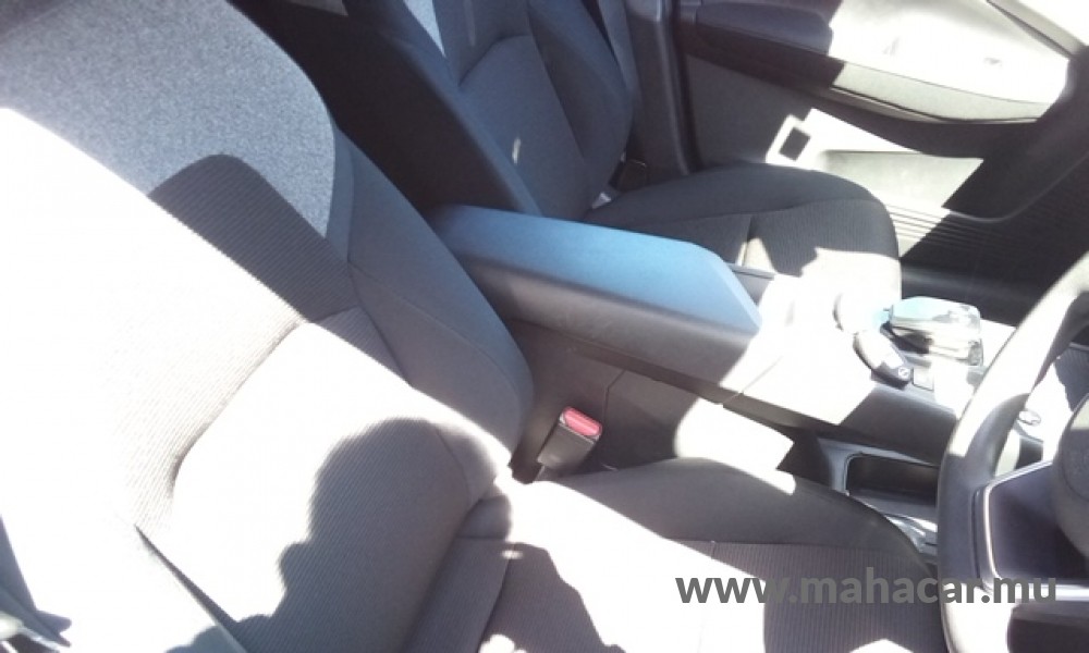 2022 Nissan NOTE E-POWER photo 8