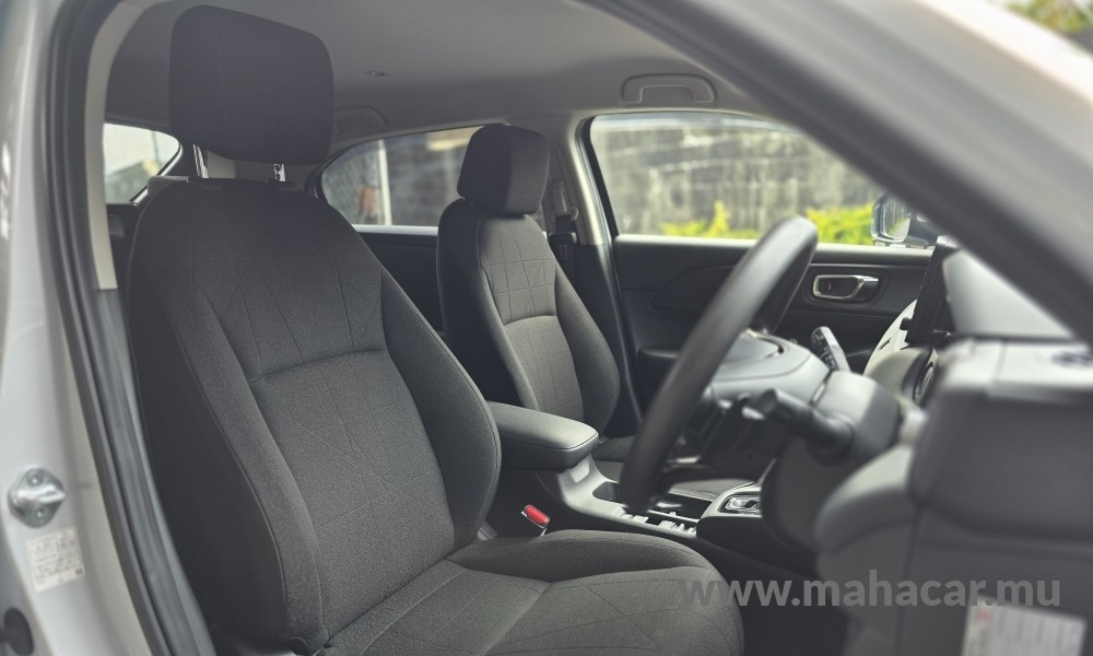 2022 Honda Vezel X Hybrid photo 4