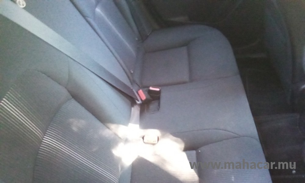2021 Nissan NOTE E-POWER photo 14