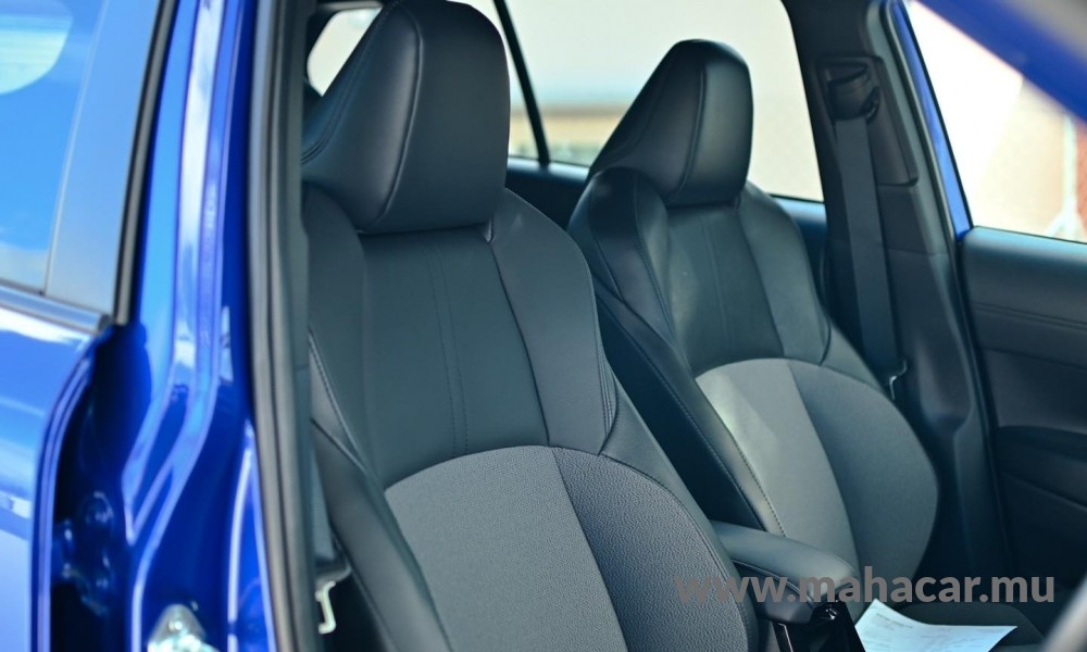 2022 Toyota COROLLA CROSS photo 6