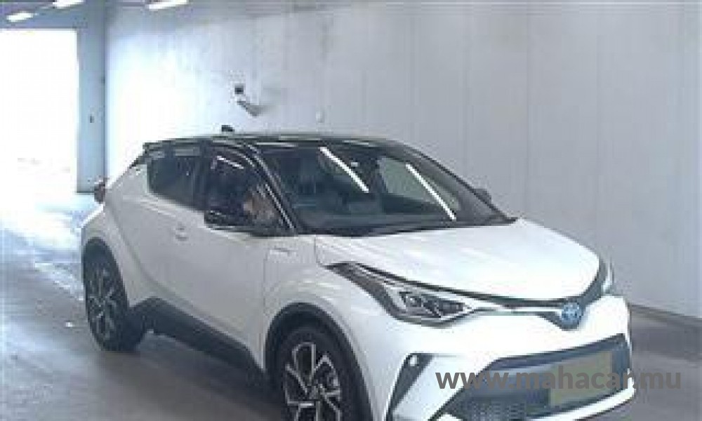 2020 Toyota CHR HYBRID, WHITE/BLACK