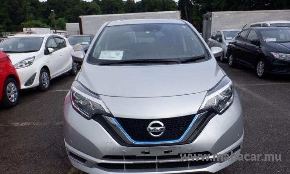 2019 Nissan NOTE E-POWER photo 14