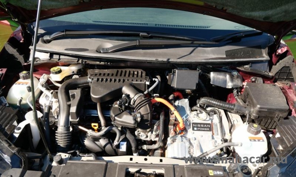 2023 Nissan NOTE E-POWER photo 10