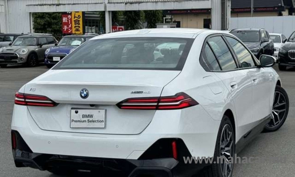 2024 BMW i5 photo 3