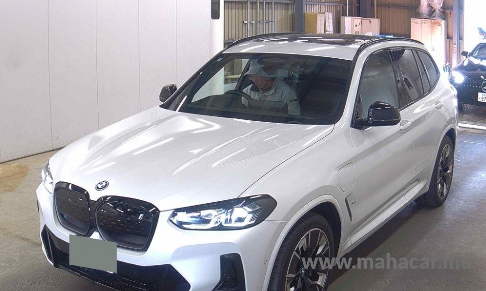2021 BMW iX3, White