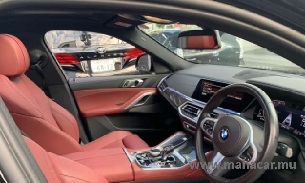 2022 BMW X 6 photo 14