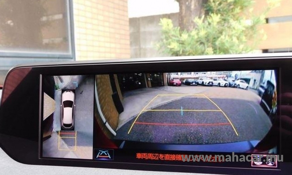 2020 Toyota LEXUS photo 8