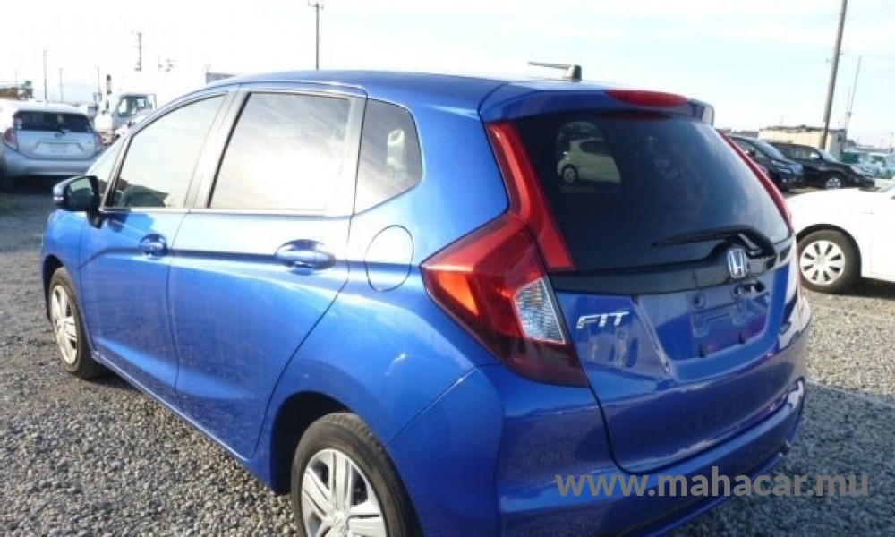 2019 Honda Fit photo 2