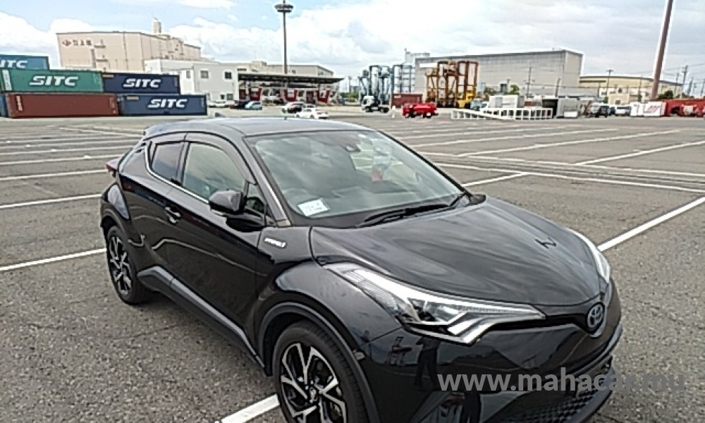 2019 Toyota CHR photo 2