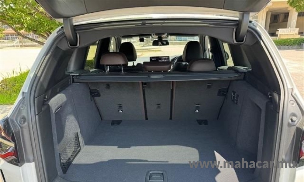 2022 BMW iX3 photo 10