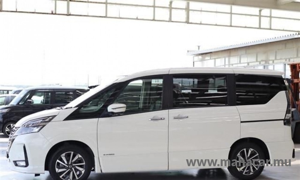 2022 Nissan SERENA photo 6