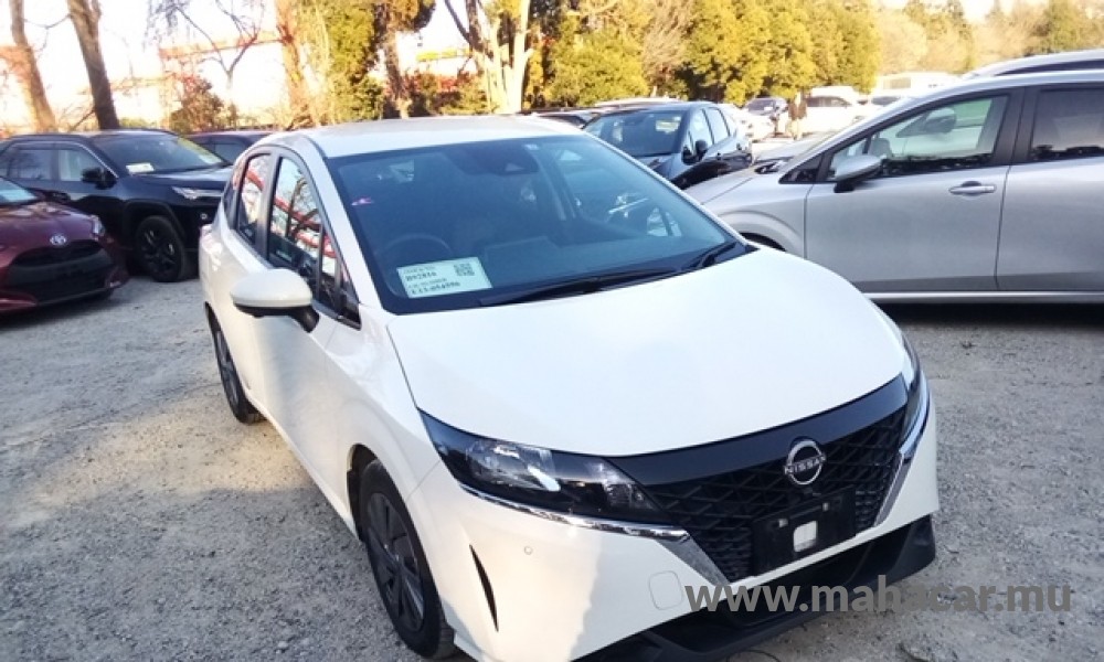 2022 Nissan NOTE E-POWER photo 6