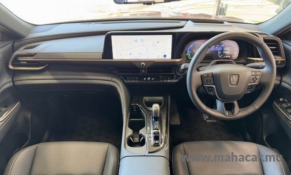 2023 Toyota Crown photo 8